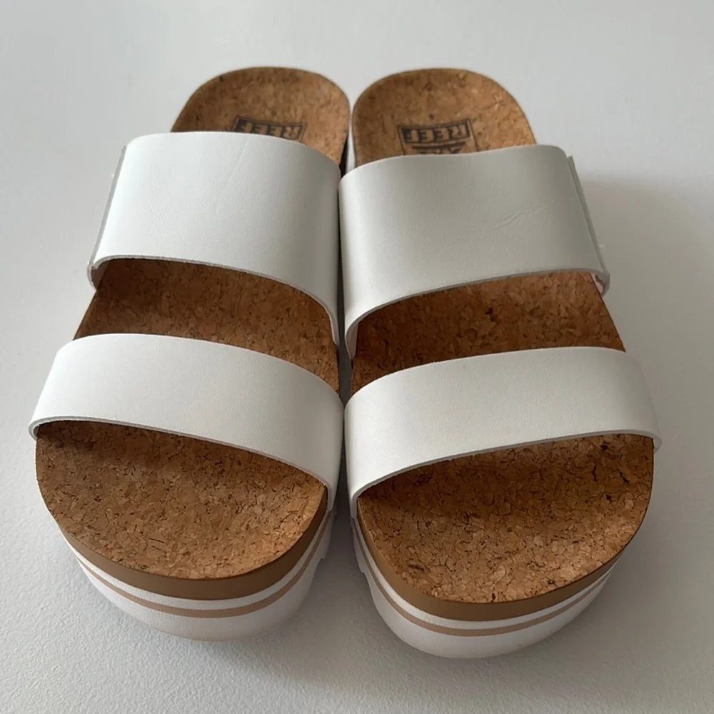 Reef stylish slide
